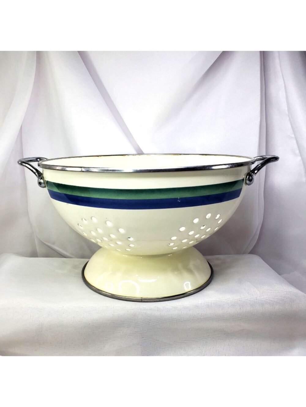 Vintage Pfaltzgraff Metal Enamel Colander Strainer Striped 9" Diameter Retro